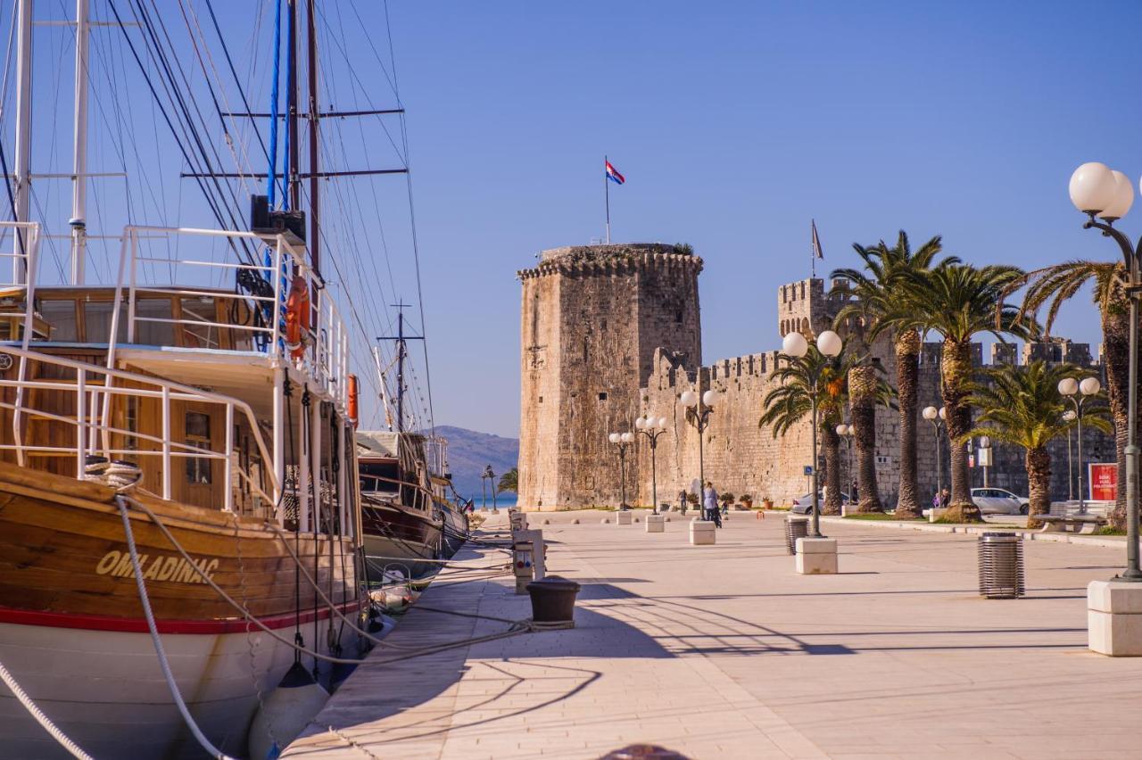 Mastrinka Apartment Trogir Exterior foto